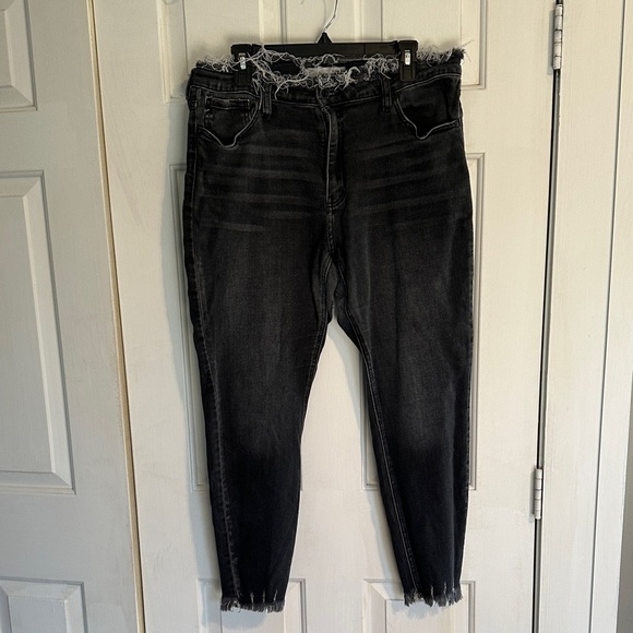 KanCan Black skinny Jeans Womens size 32 - Picture 1 of 6